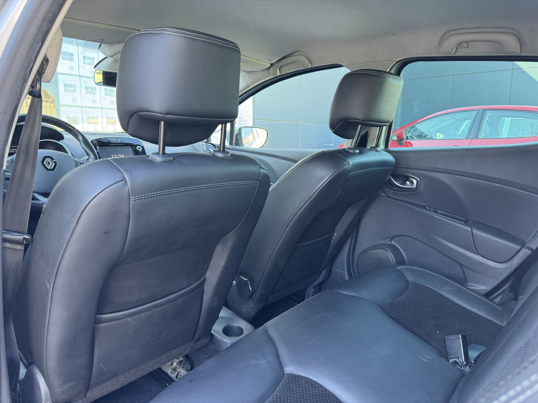 Renault Clio — 21
