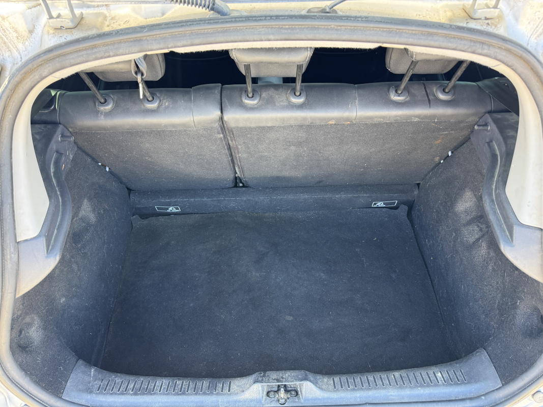 Renault Clio — 23