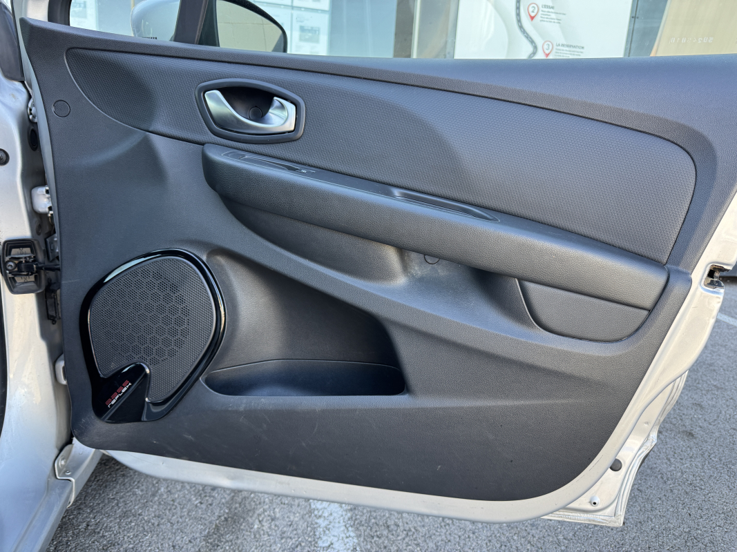Renault Clio — 26