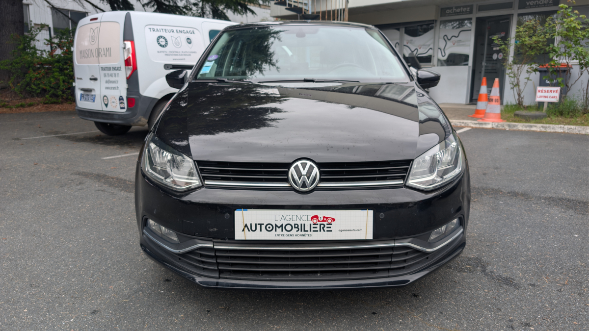 Volkswagen Polo — 2