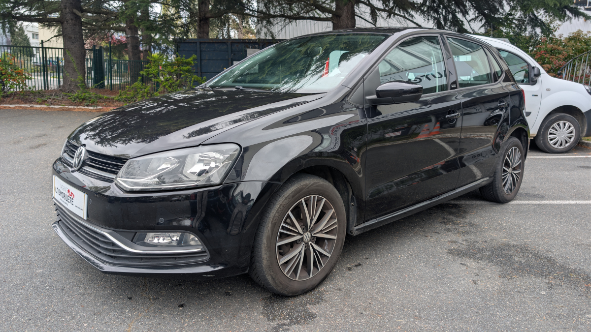 Volkswagen Polo — 3