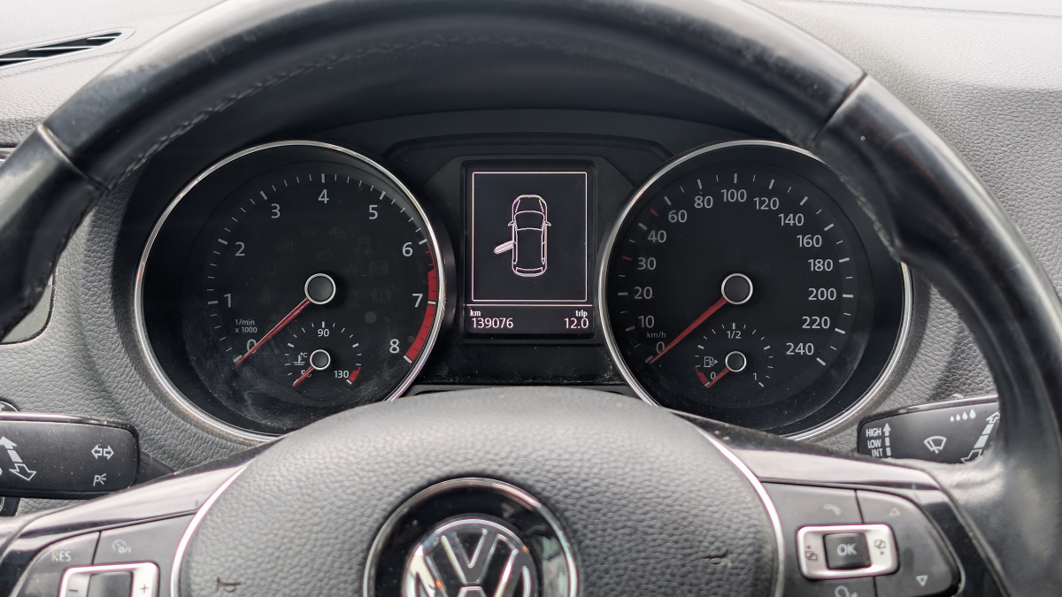 Volkswagen Polo — 17
