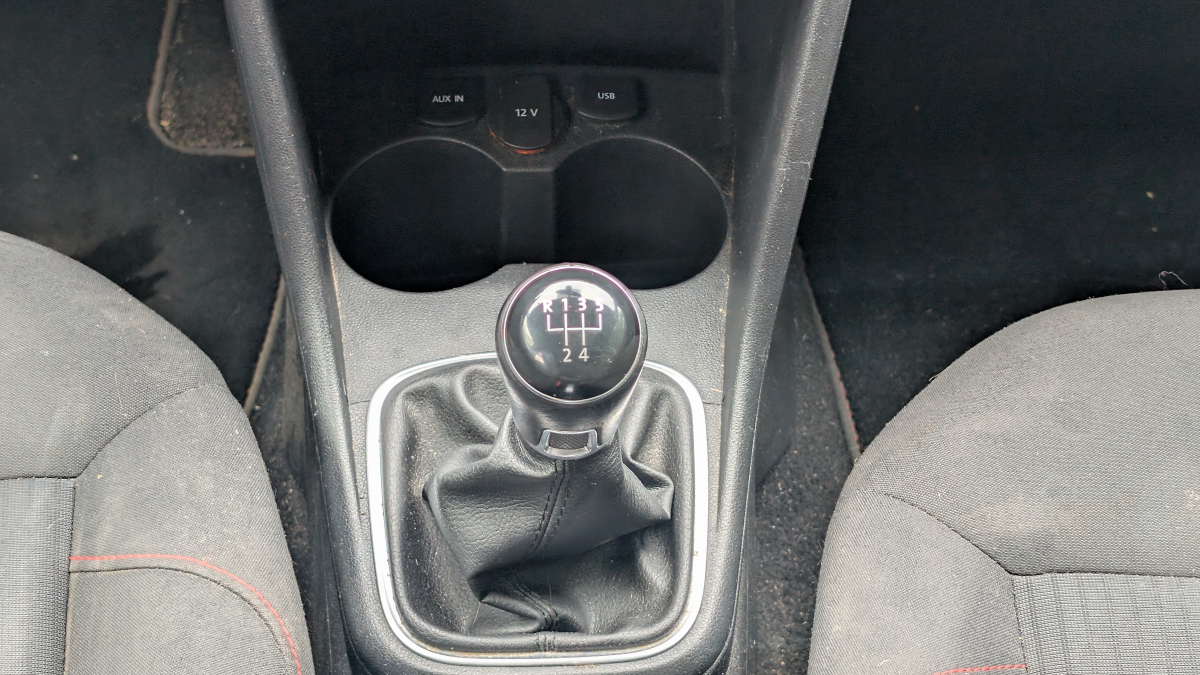 Volkswagen Polo — 18