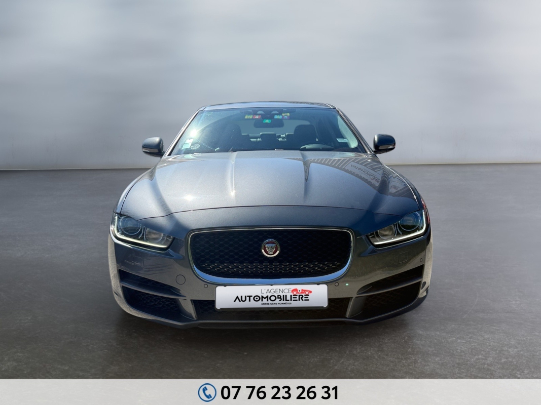 Jaguar XE — 8