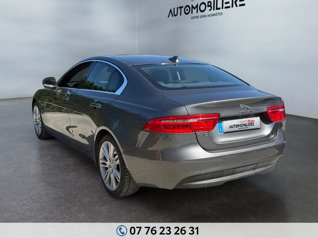 Jaguar XE — 5