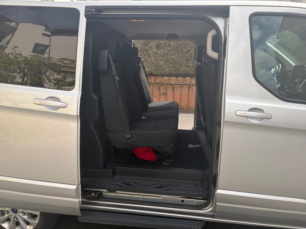 Ford Transit Custom Fg — 24