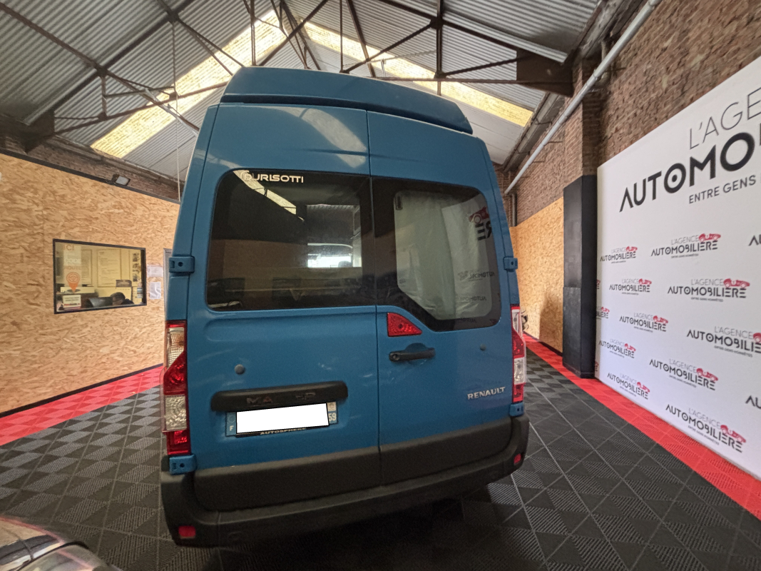 Renault Master — 5