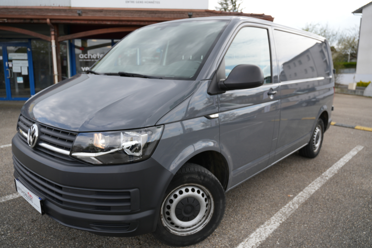 Volkswagen Transporter — 2
