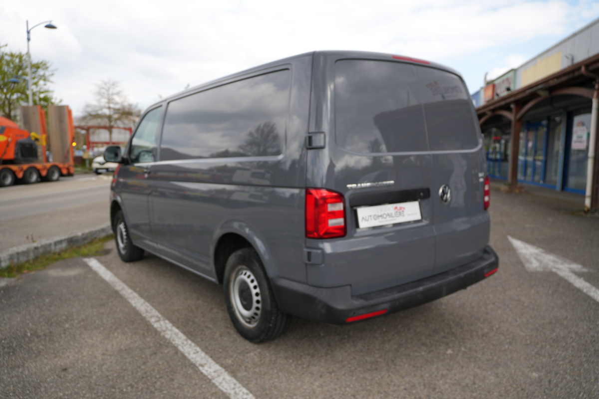Volkswagen Transporter — 7