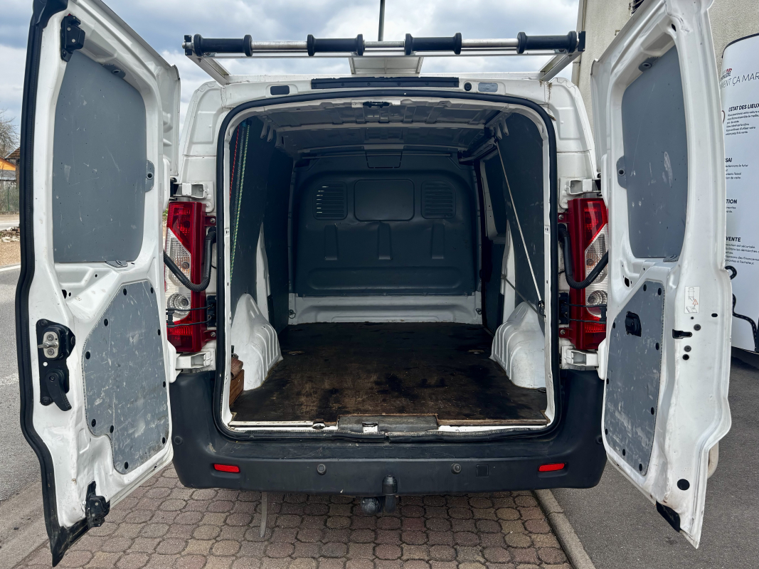 Peugeot Expert — 24