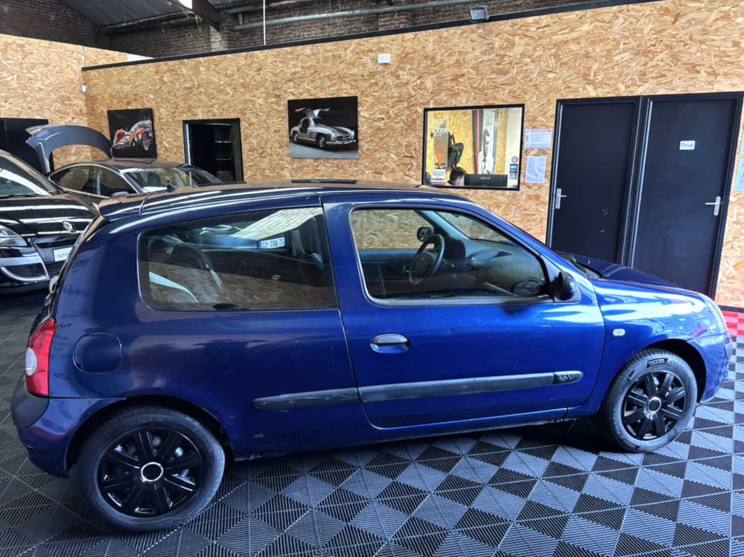 Renault Clio — 4