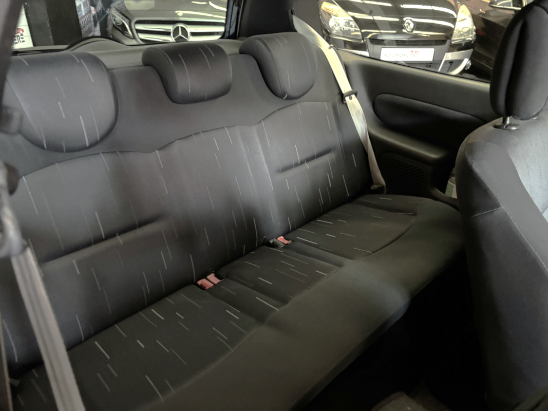 Renault Clio — 17