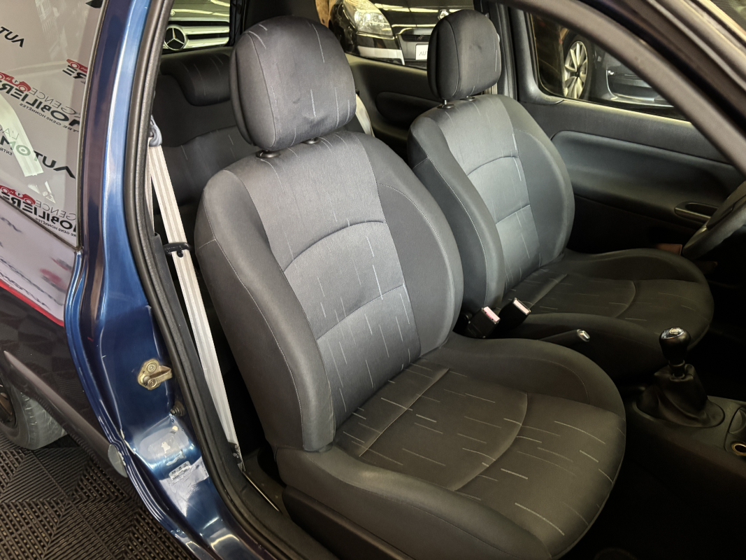 Renault Clio — 14