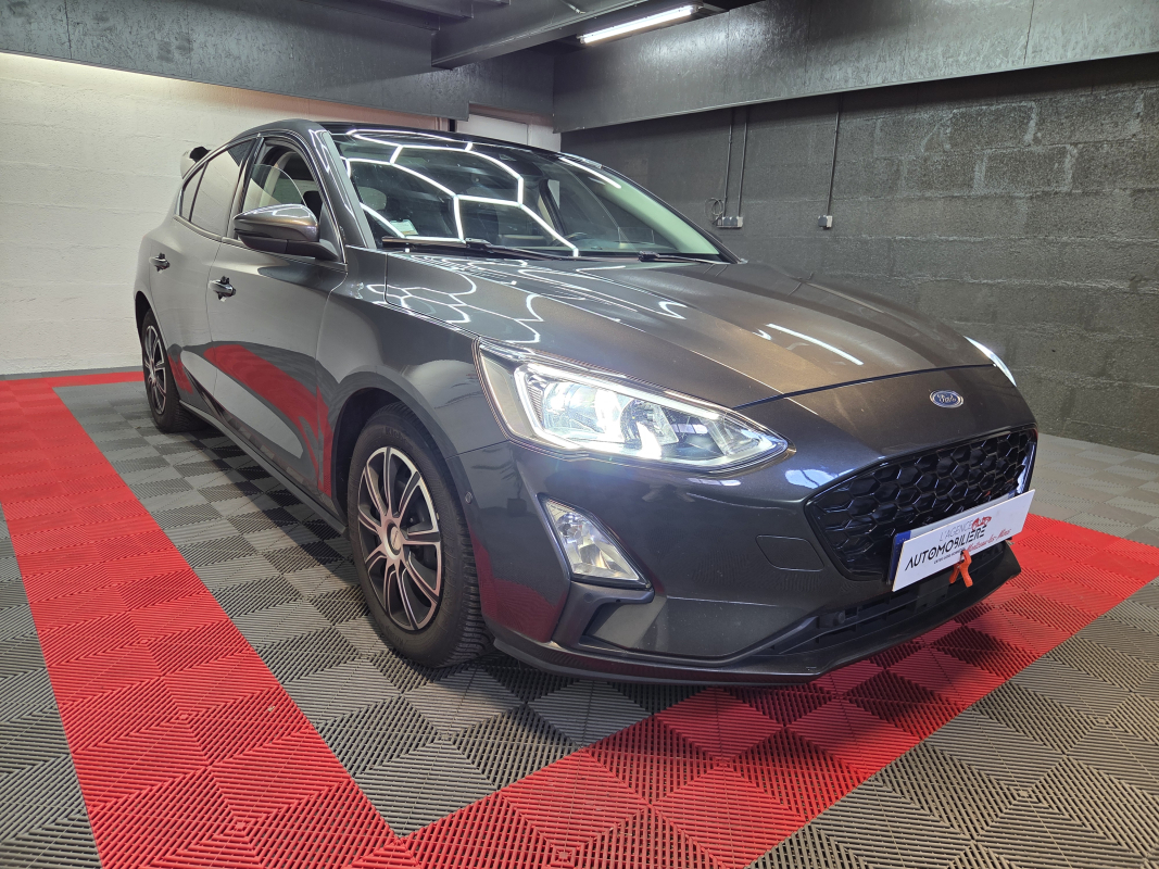 Ford Focus — 3