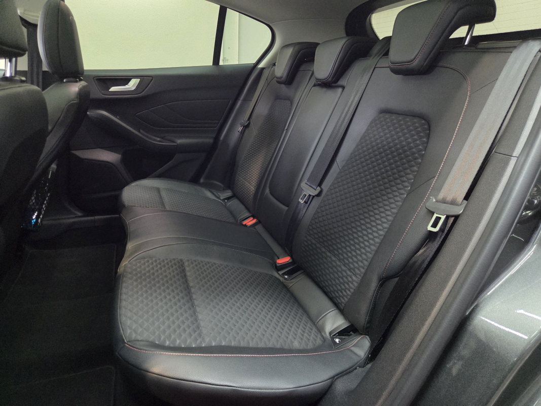 Ford Focus — 21