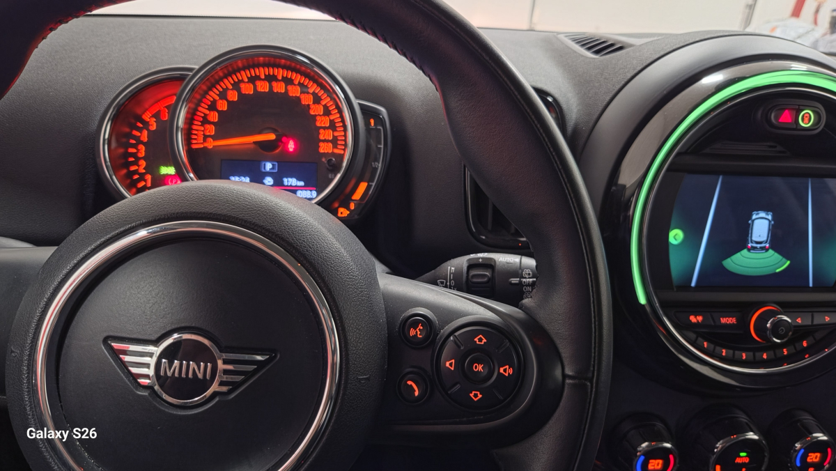 Mini MINI COOPER IV (F66) — 19