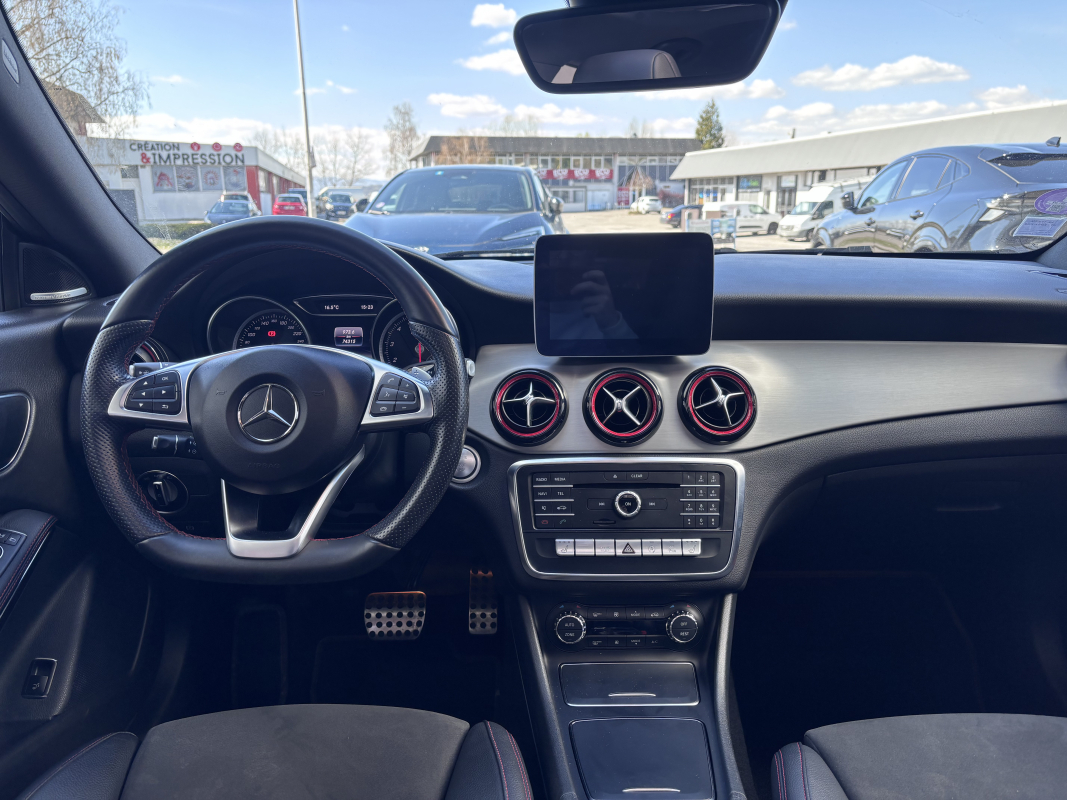 Mercedes Classe CLA — 14