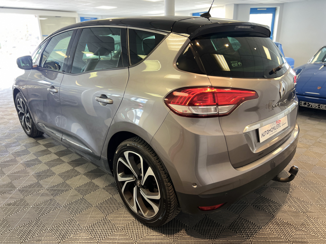 Renault Scenic — 4