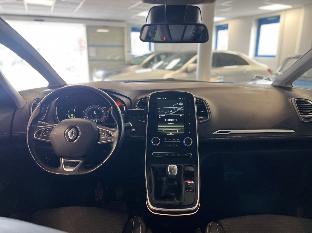 Renault Scenic — 6