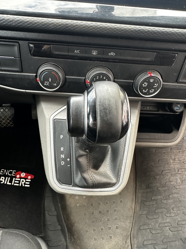 Volkswagen Transporter — 29