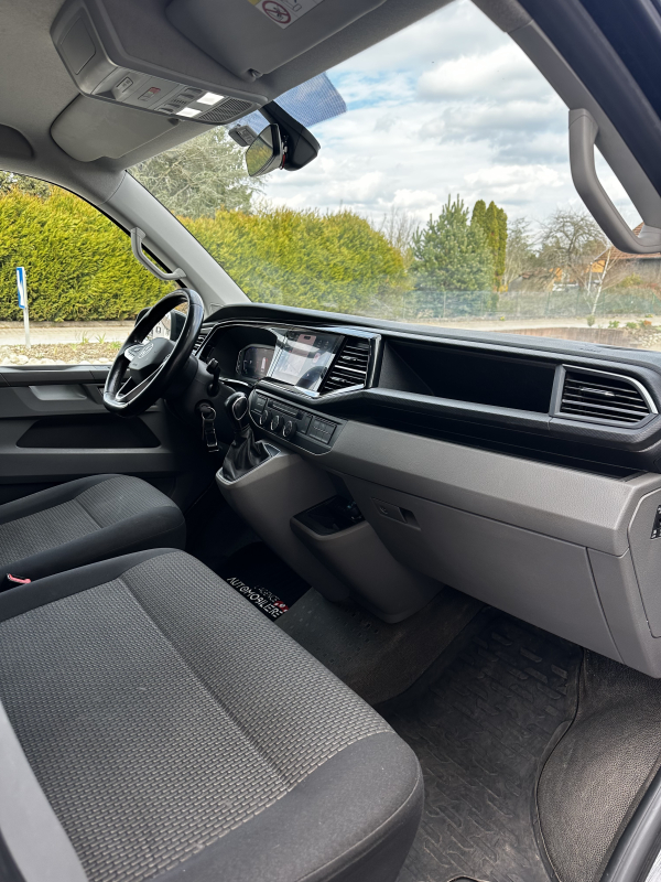 Volkswagen Transporter — 17