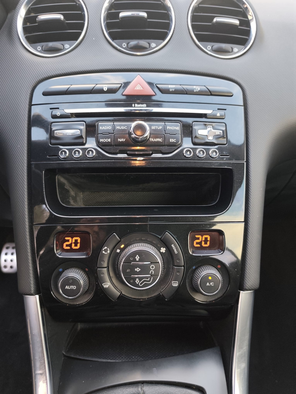 Peugeot 308 CC — 22