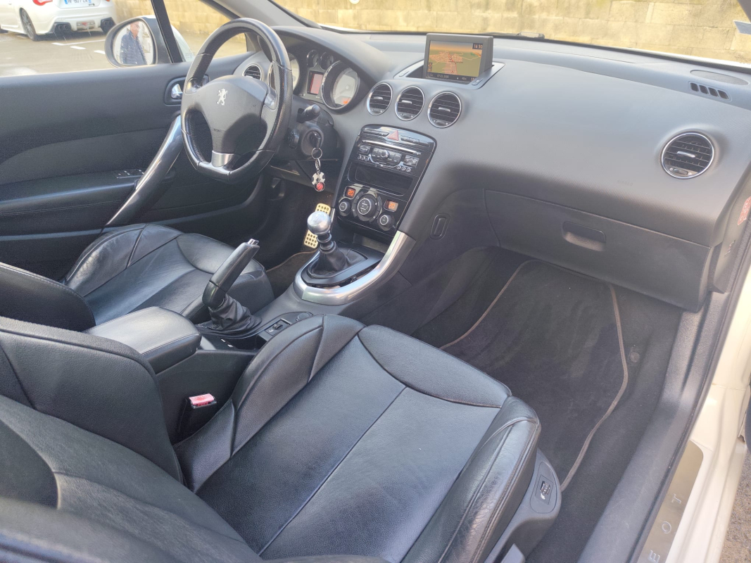 Peugeot 308 CC — 15