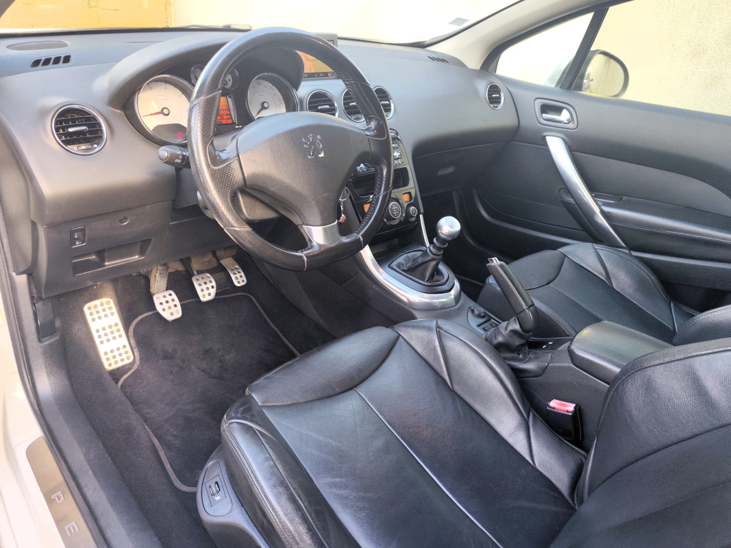 Peugeot 308 CC — 13