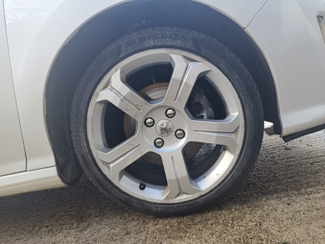 Peugeot 308 CC — 24