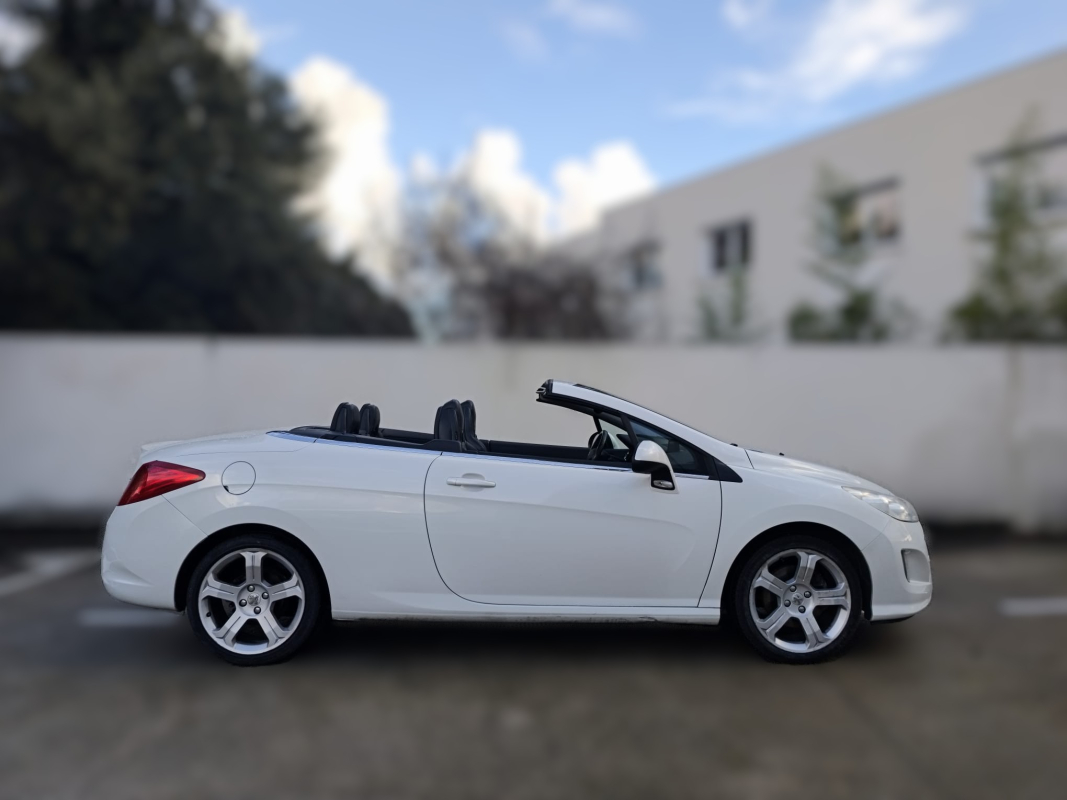 Peugeot 308 CC — 7