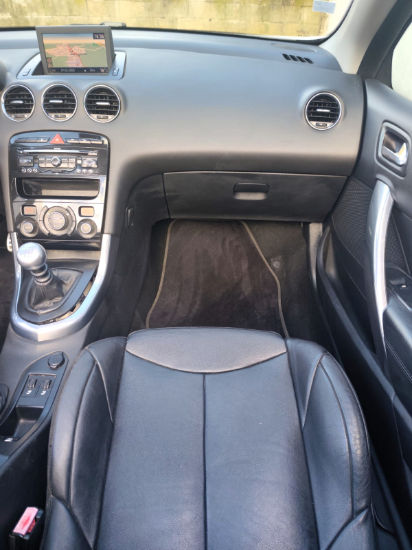 Peugeot 308 CC — 21
