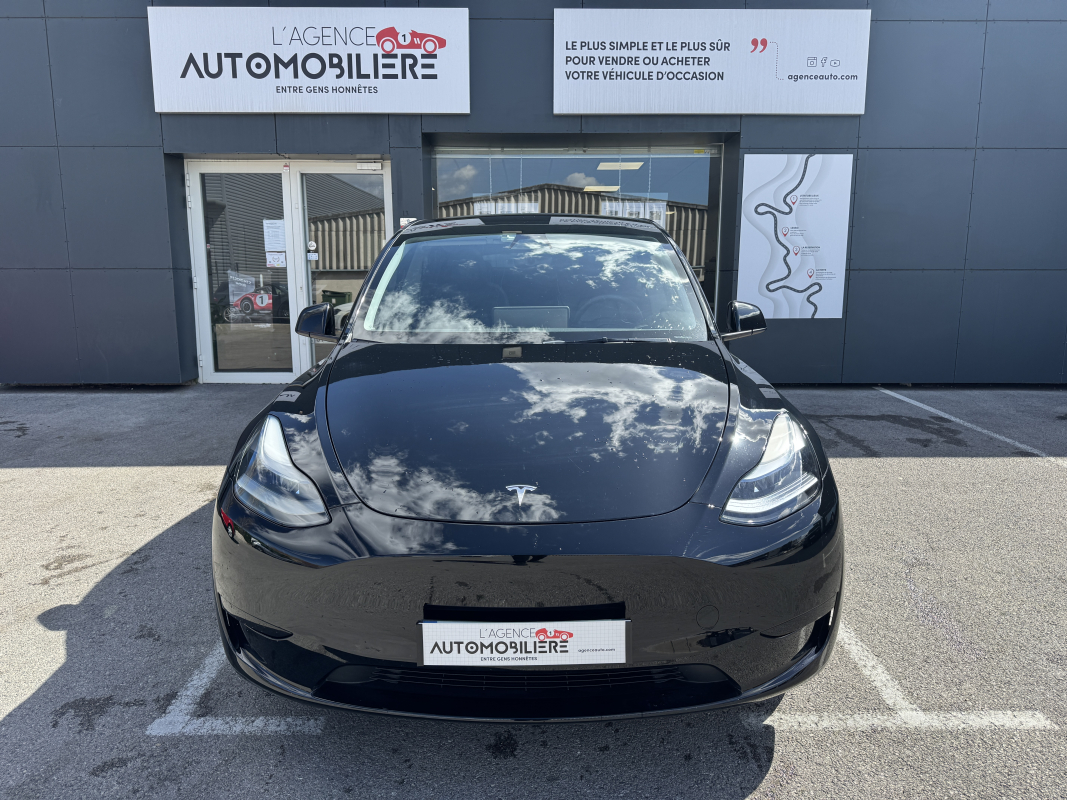 Tesla Model Y — 6