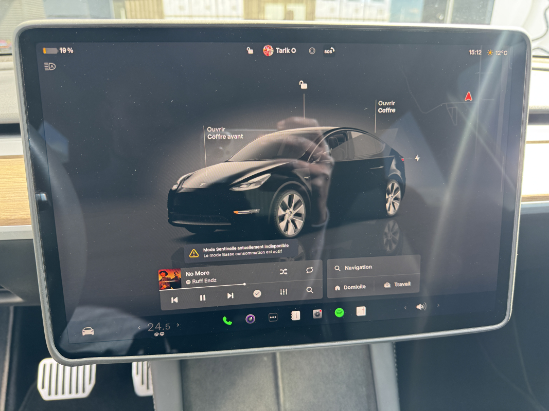 Tesla Model Y — 12