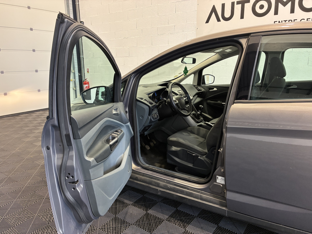 Ford C-Max — 11