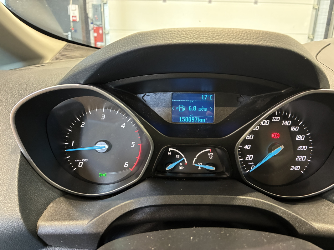 Ford C-Max — 23