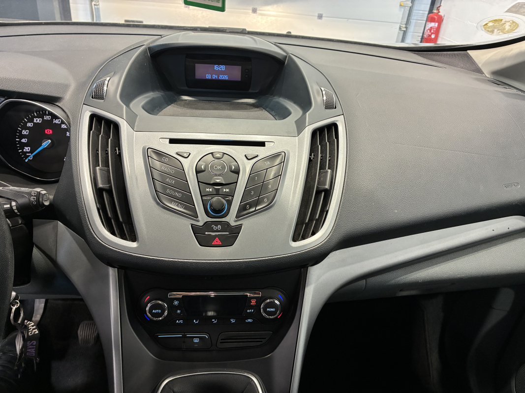 Ford C-Max — 24