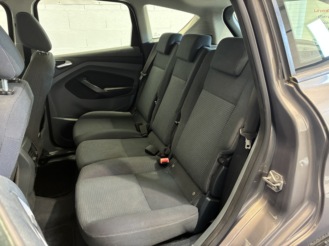 Ford C-Max — 15