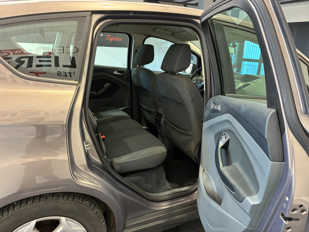 Ford C-Max — 17