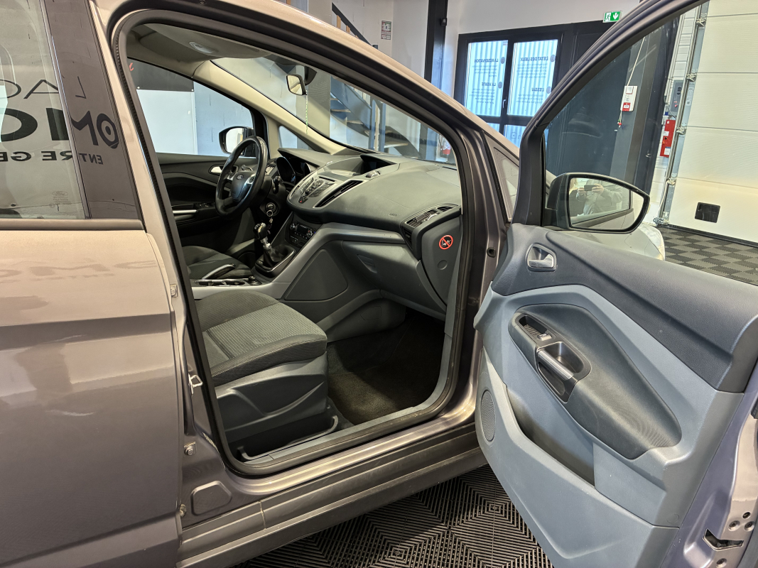 Ford C-Max — 20