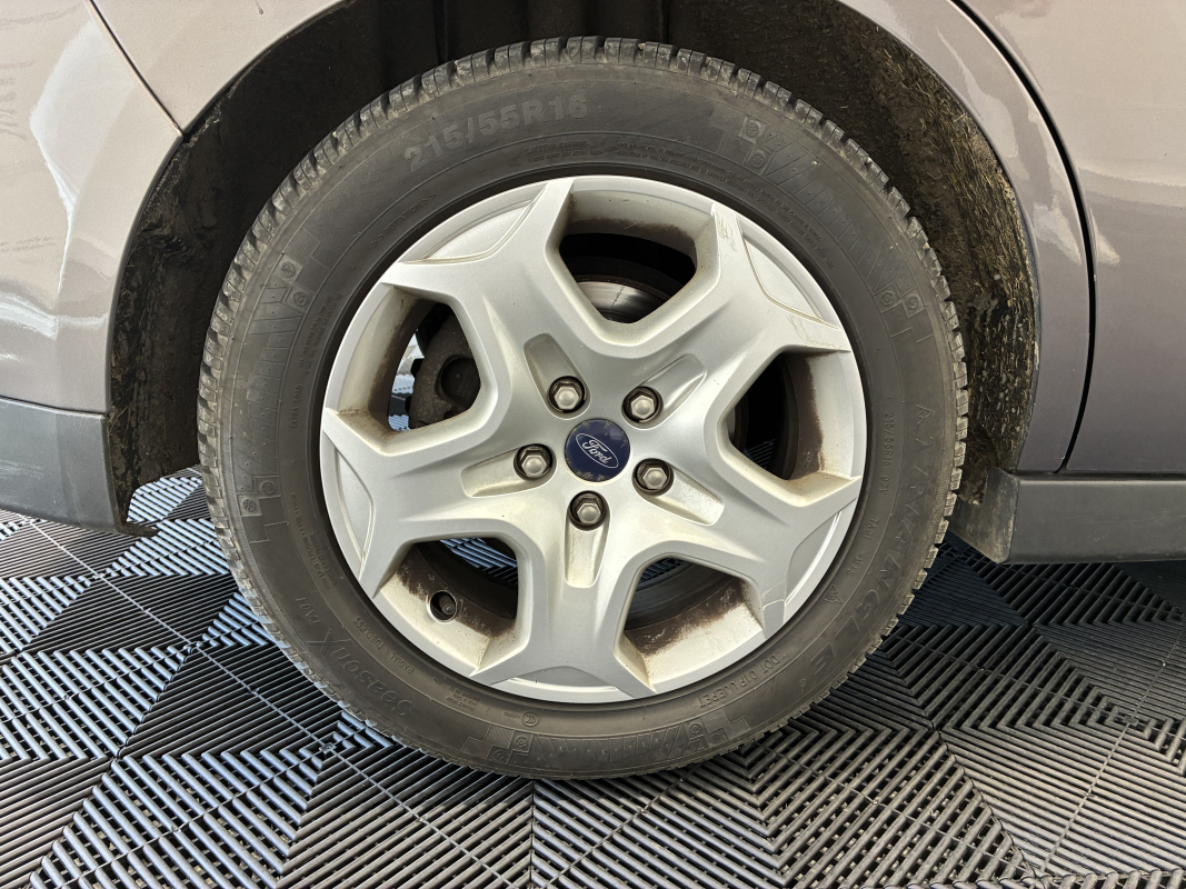 Ford C-Max — 27