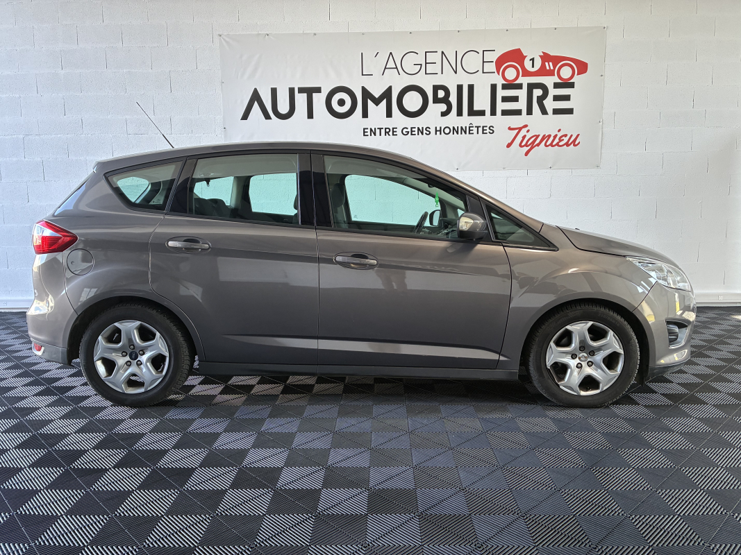 Ford C-Max — 9