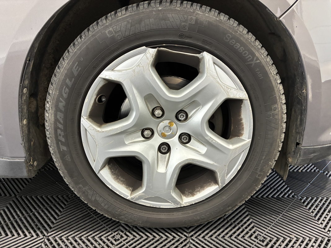 Ford C-Max — 29