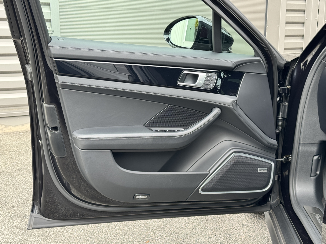 Porsche Panamera — 29