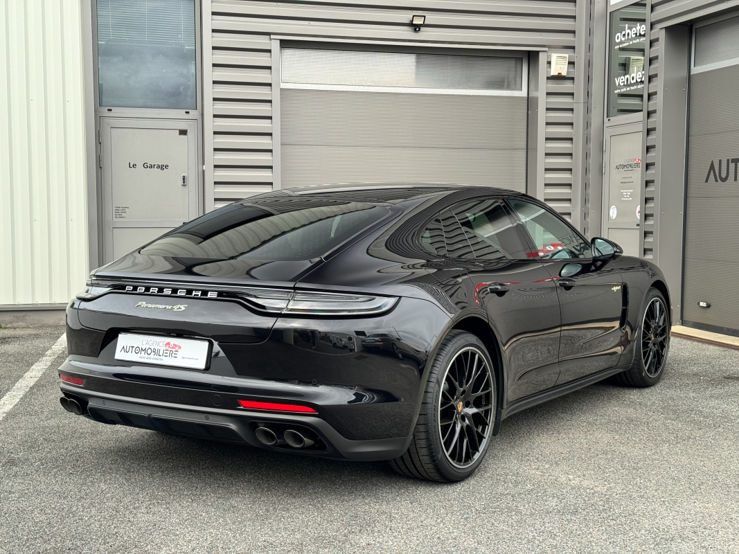 Porsche Panamera — 7