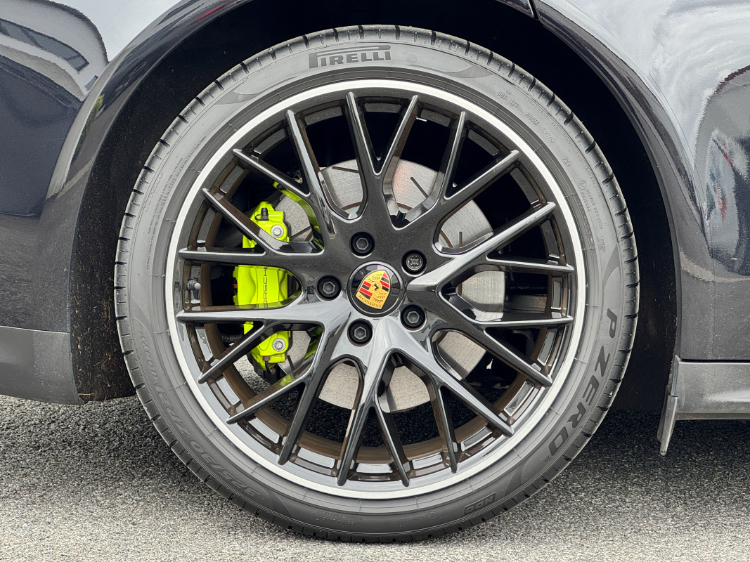 Porsche Panamera — 38
