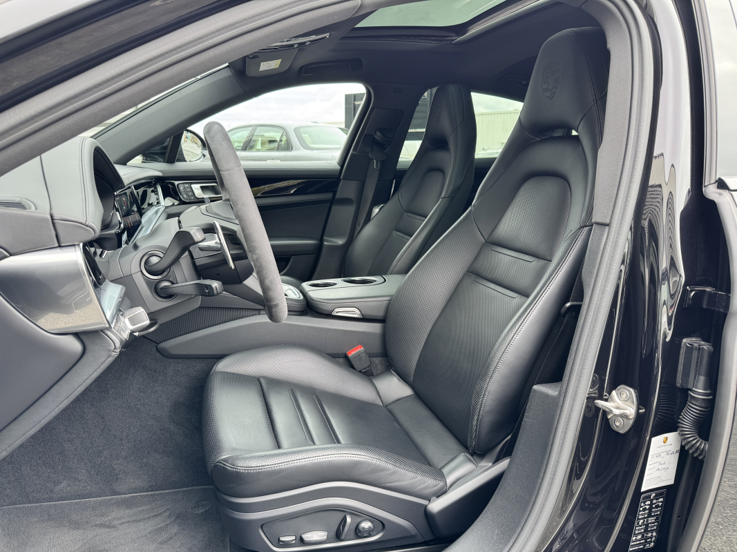 Porsche Panamera — 11