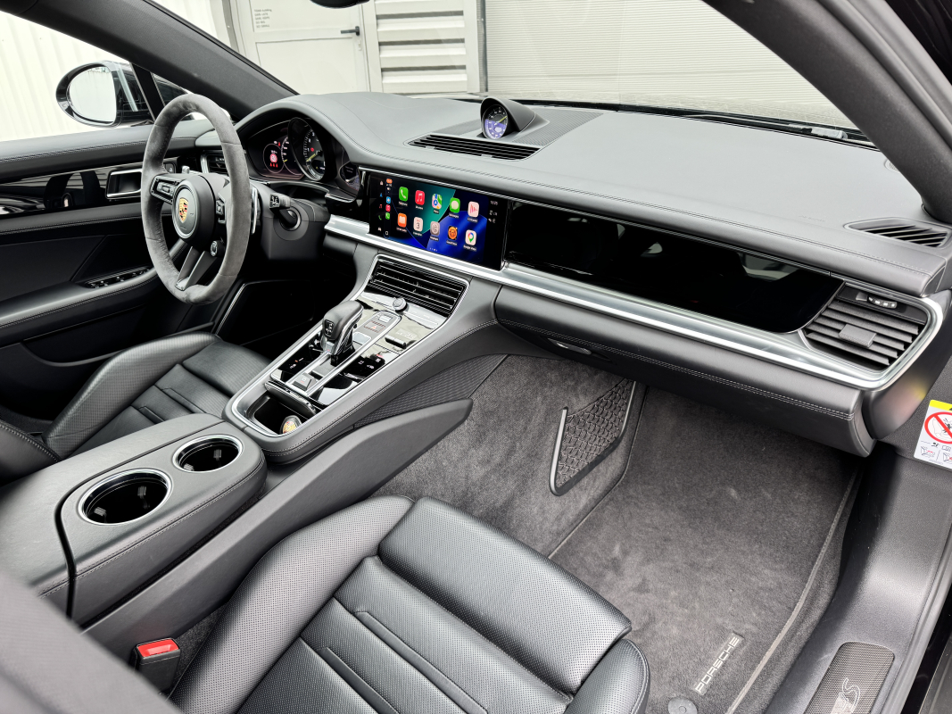 Porsche Panamera — 10