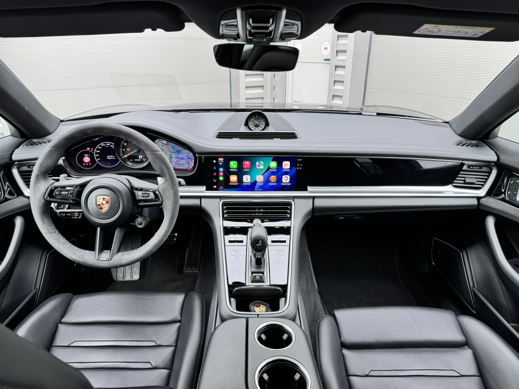 Porsche Panamera — 9