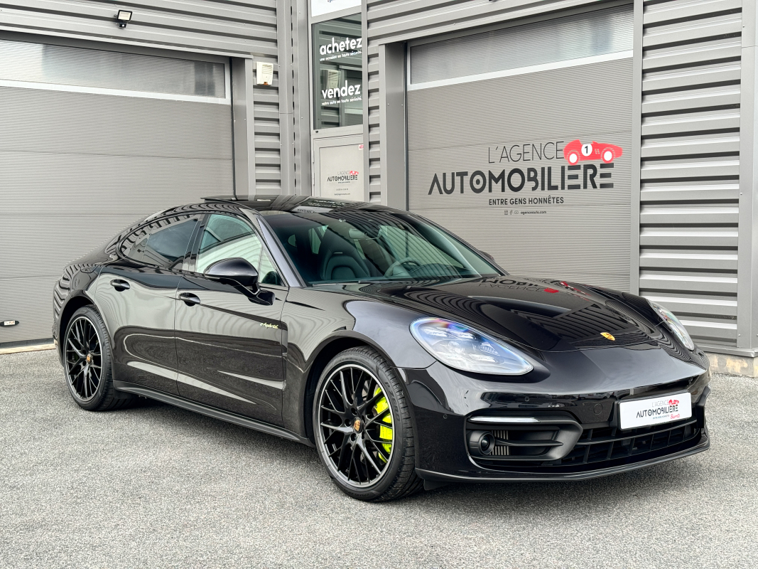 Porsche Panamera — 3
