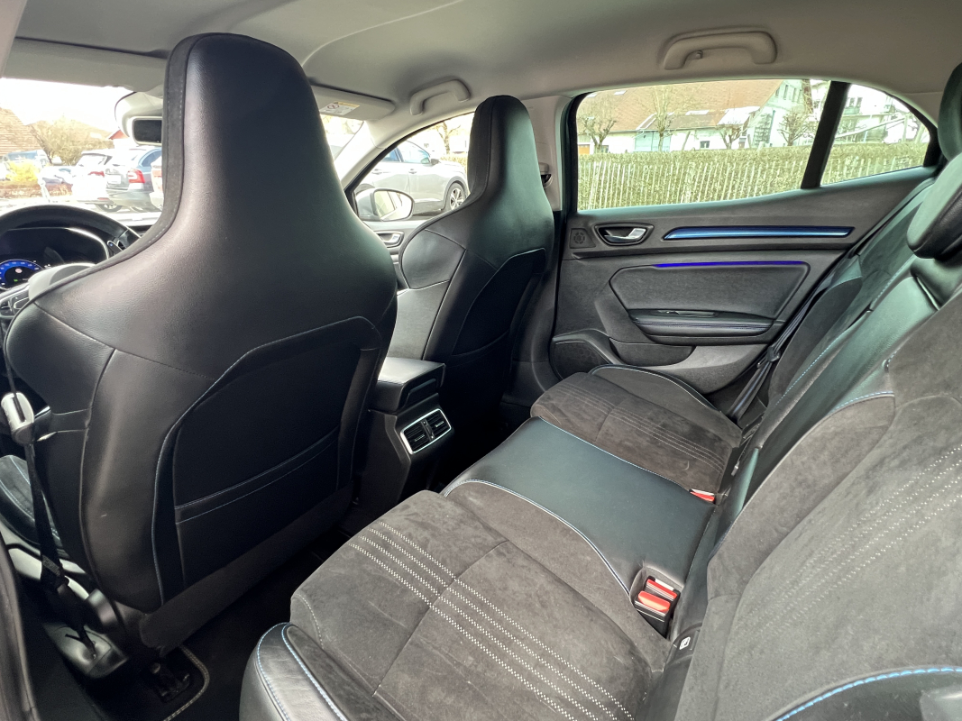 Renault Megane — 35